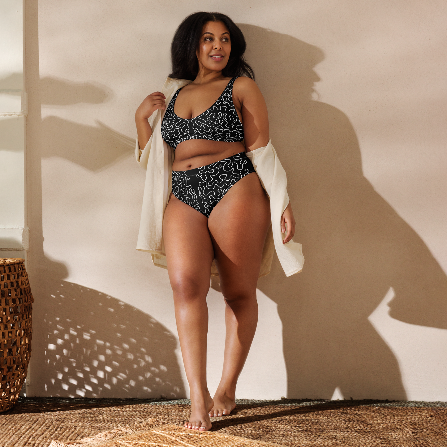 High-waisted bikini (Black & White Squiggle)