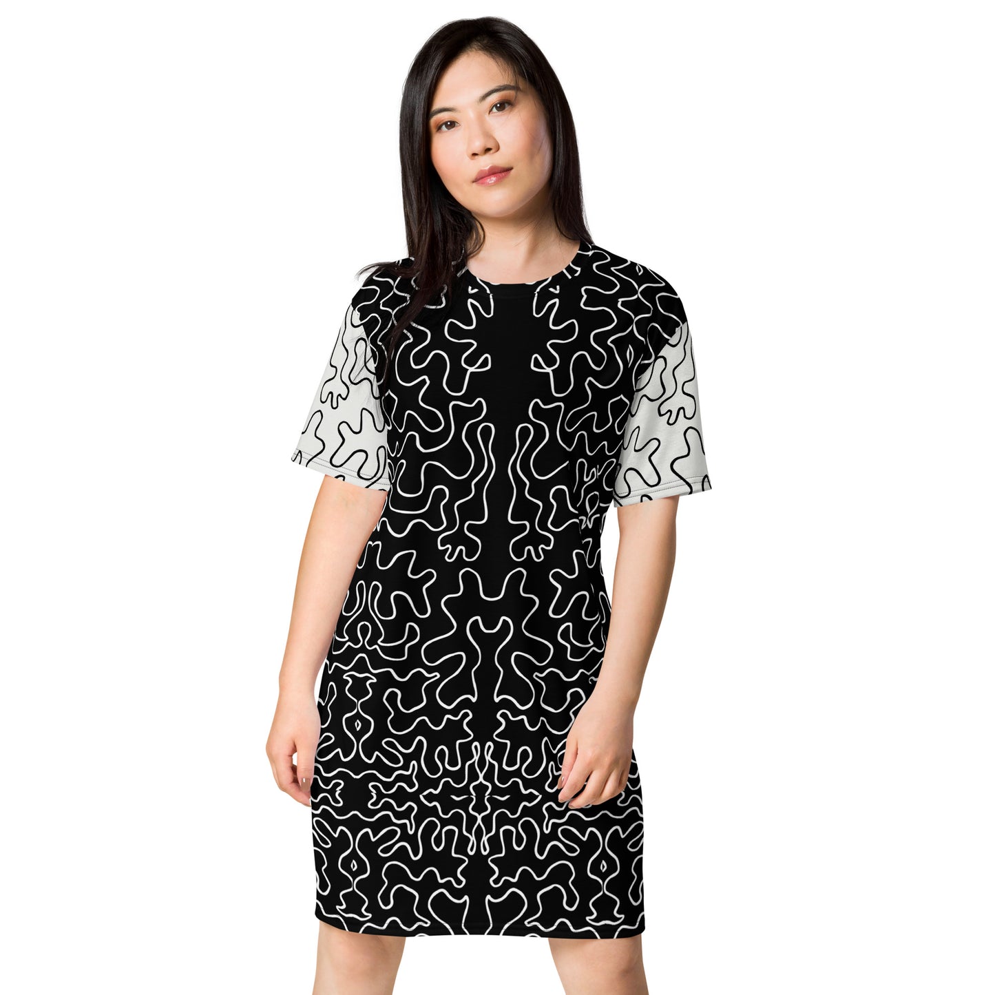 T-shirt dress (Black & White Squiggle)